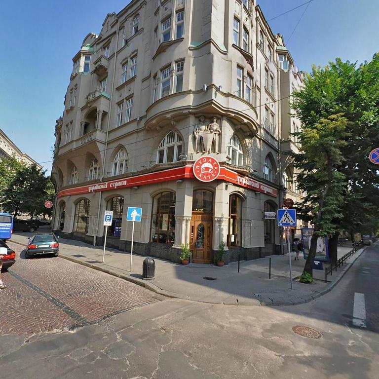 Centrum Hostel Львів Екстер'єр фото