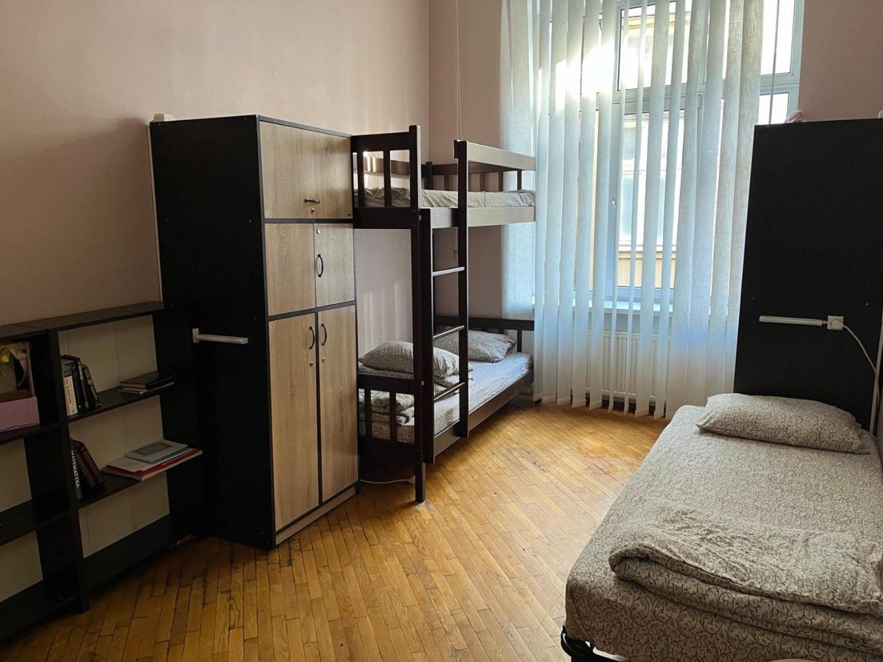 Centrum Hostel Львів Екстер'єр фото