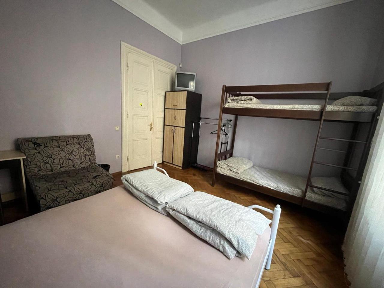 Centrum Hostel Львів Екстер'єр фото