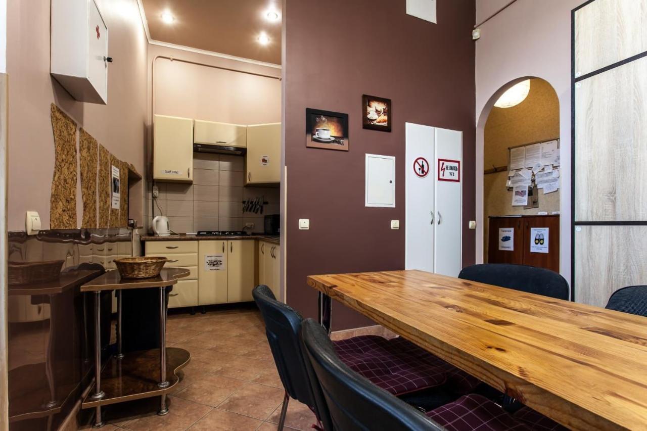 Centrum Hostel Львів Екстер'єр фото