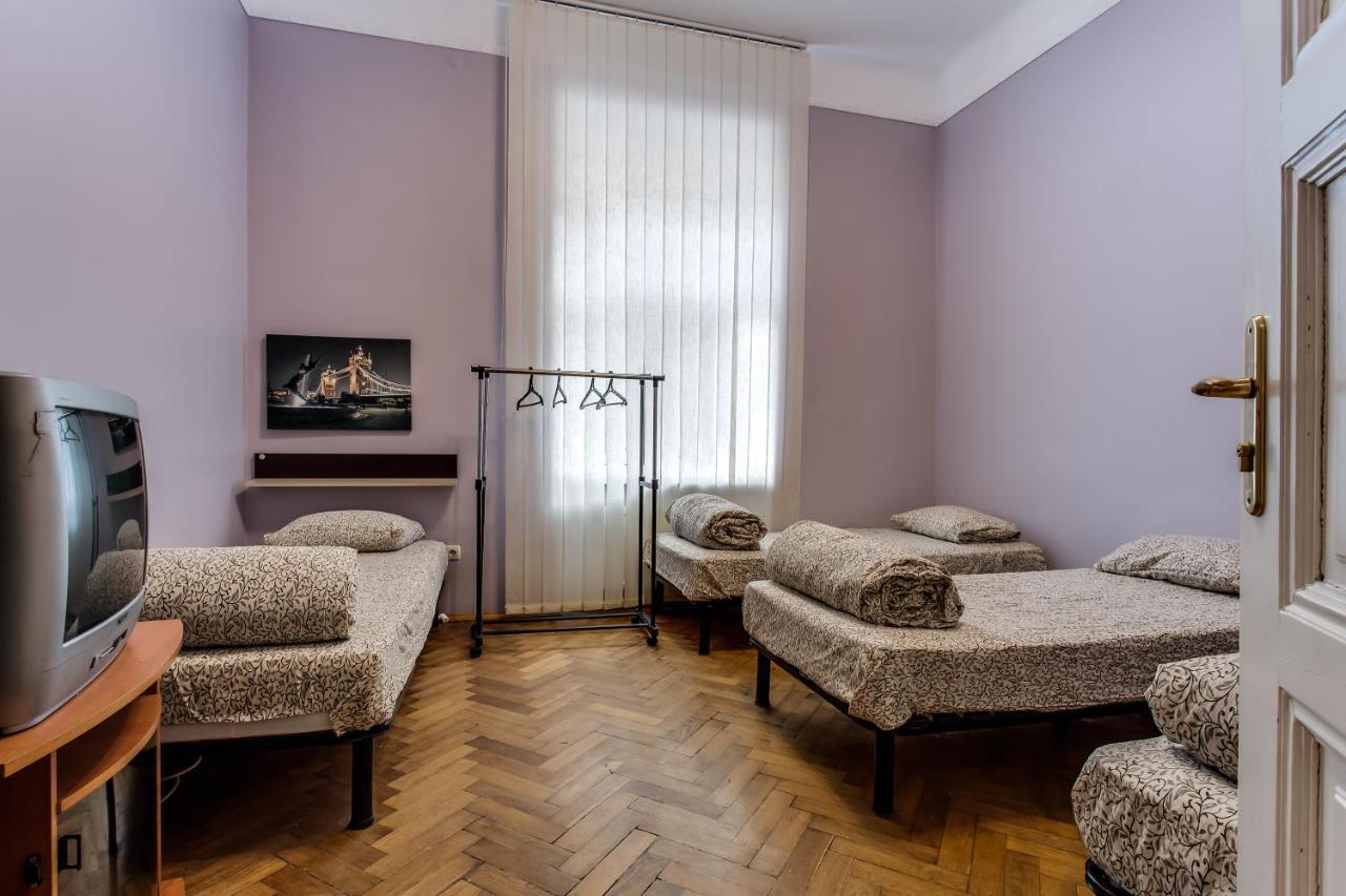 Centrum Hostel Львів Екстер'єр фото