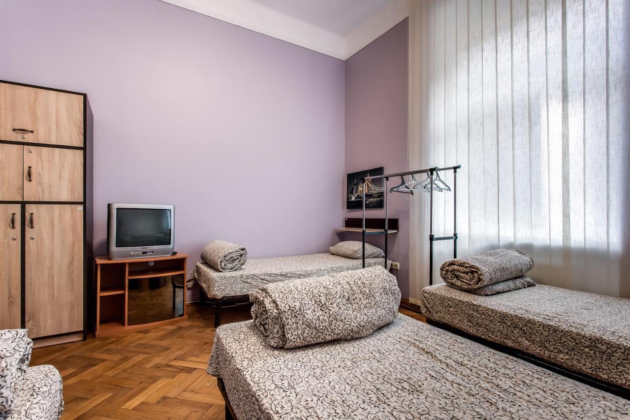 Centrum Hostel Львів Екстер'єр фото