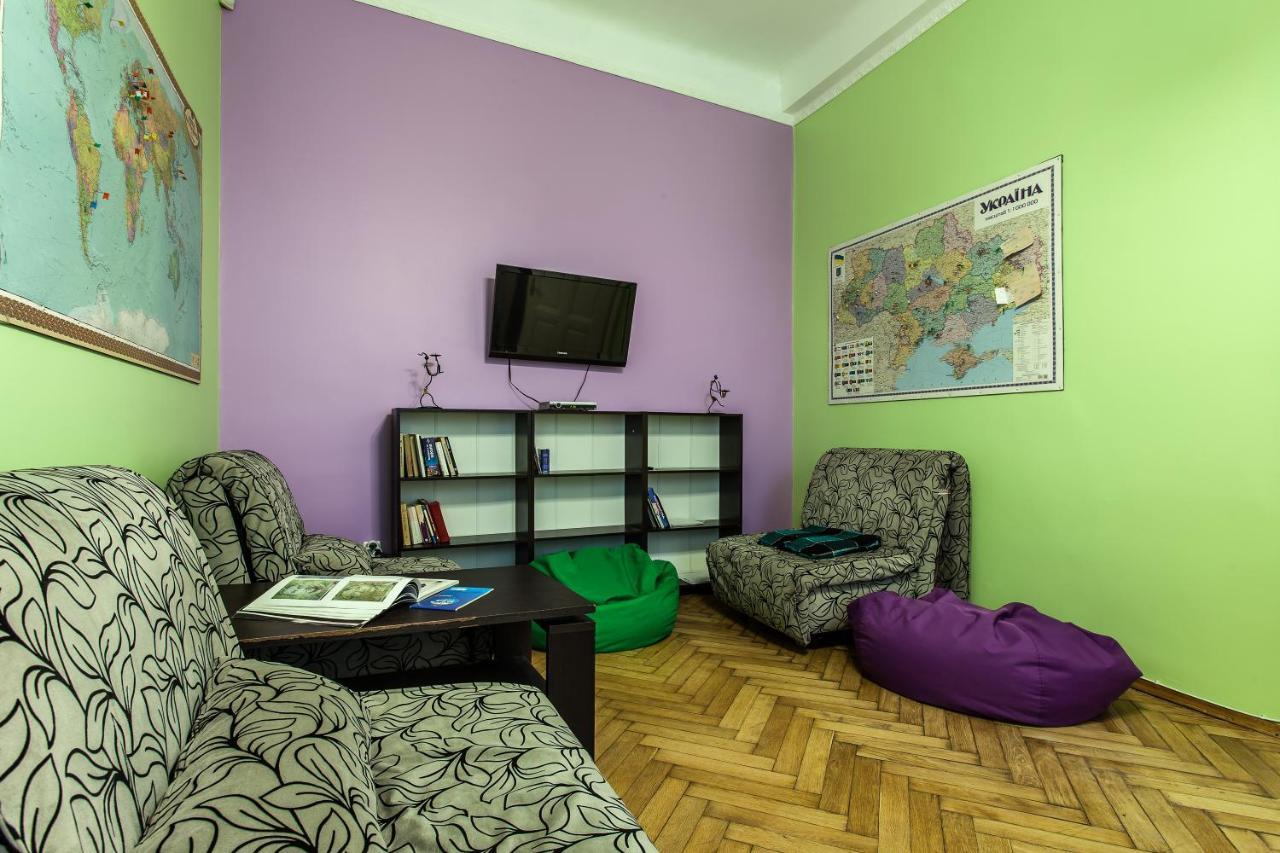 Centrum Hostel Львів Екстер'єр фото
