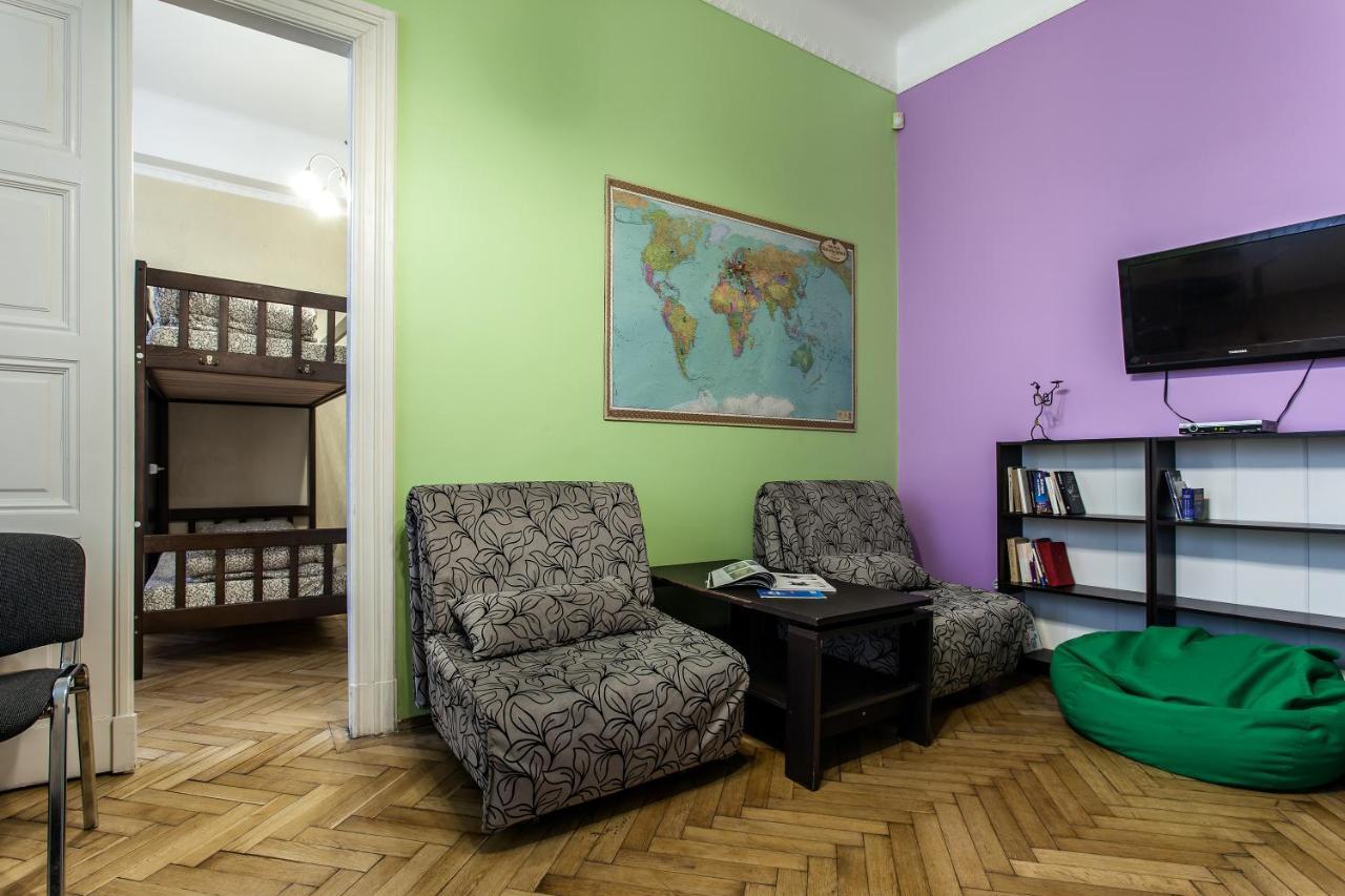 Centrum Hostel Львів Екстер'єр фото