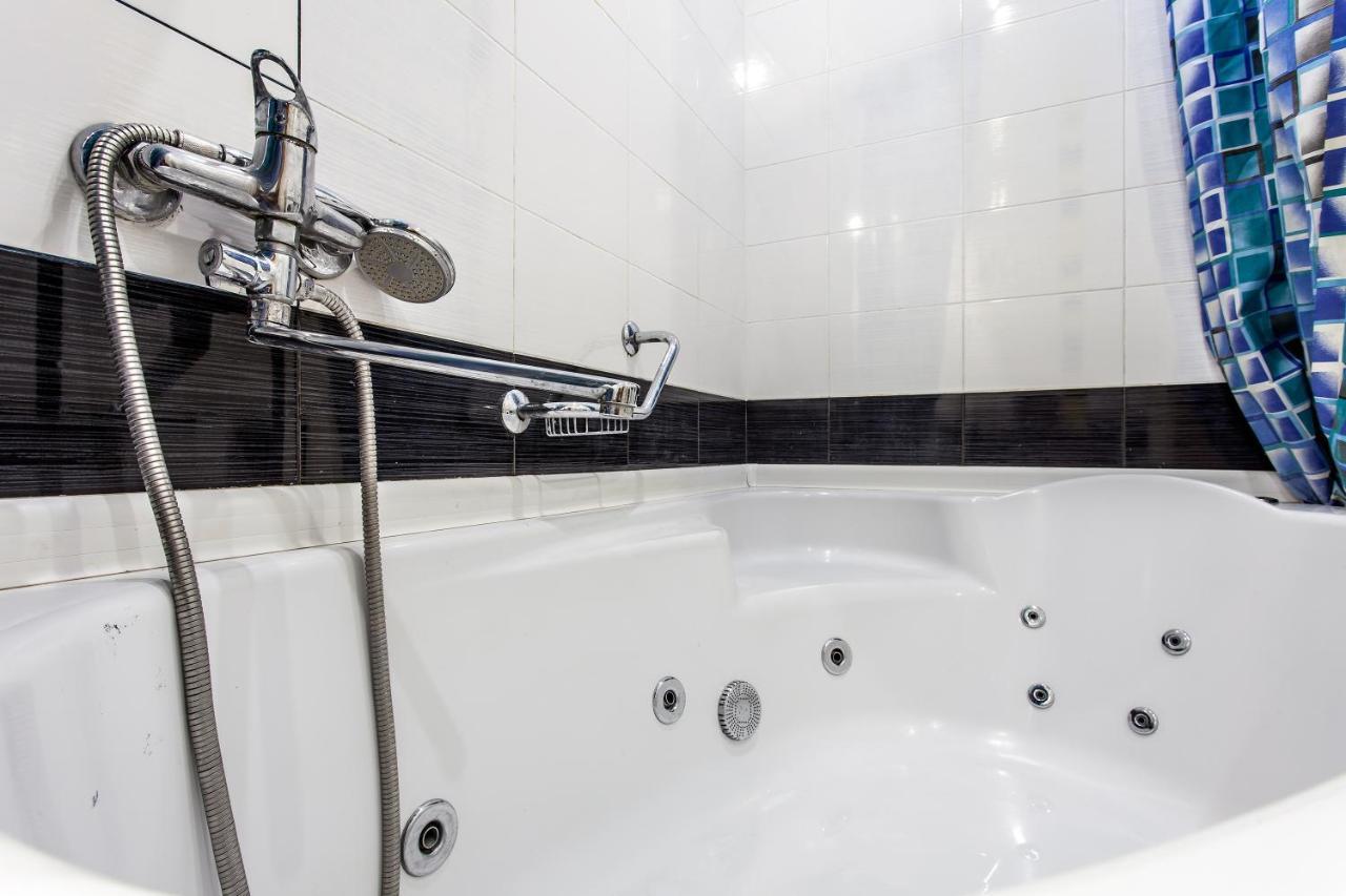 Centrum Hostel Львів Екстер'єр фото